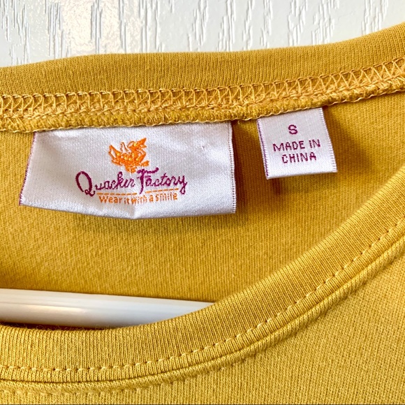 QUACKER FACTORY Embellished Dog Long Sleeve Top—Sm - Picture 7 of 11